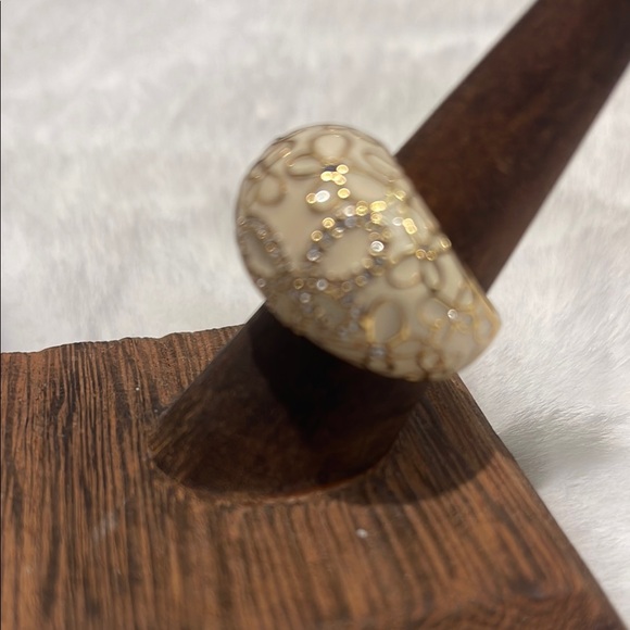 COACH - Butterfly Dome- Gold and Cream Enamel Ring - Picture 3 of 9